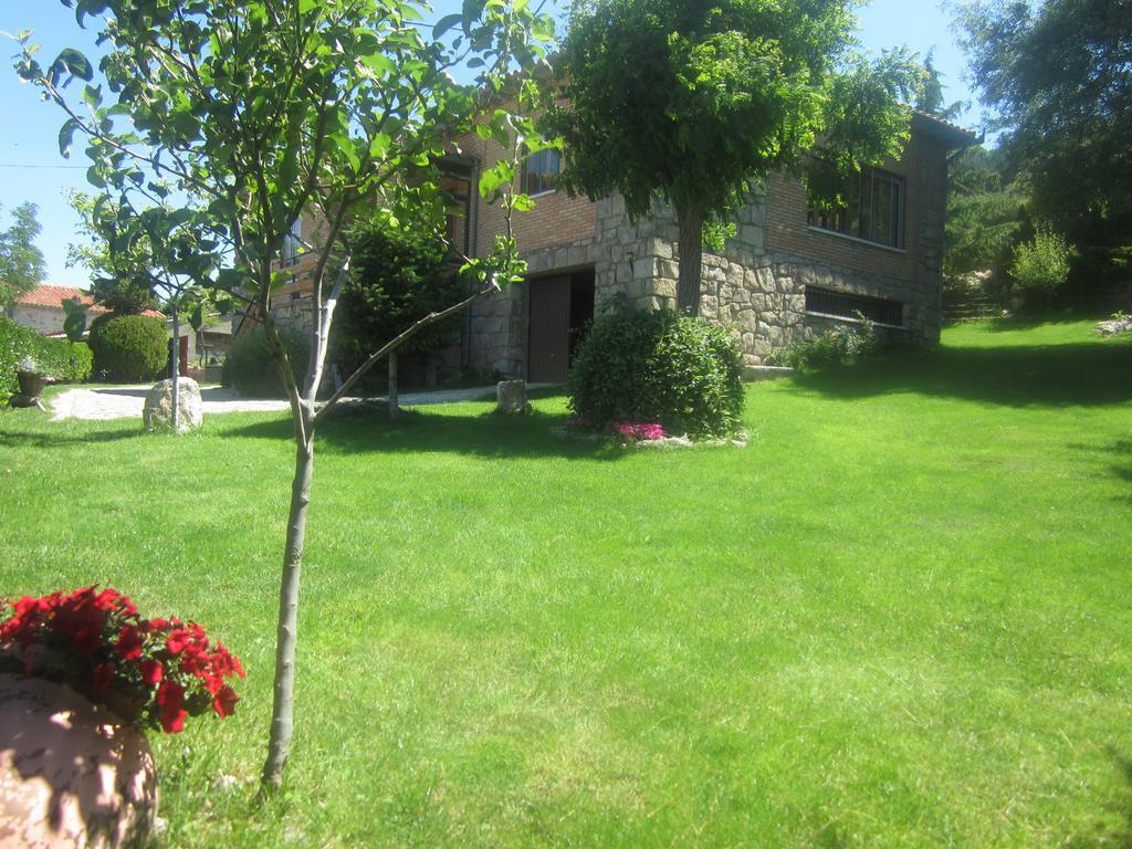 Villa La Ladera Hoyos del Espino Zimmer foto