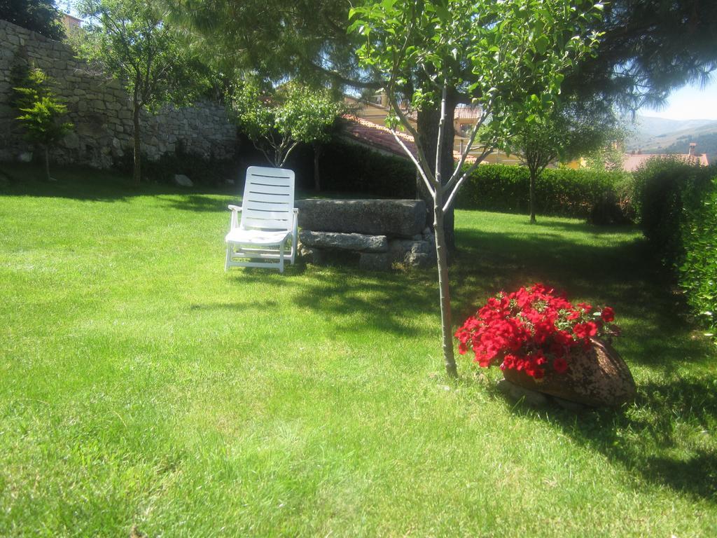 Villa La Ladera Hoyos del Espino Zimmer foto