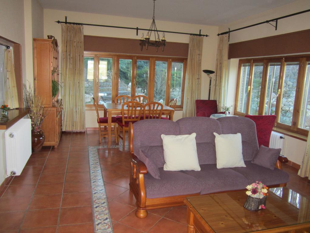 Villa La Ladera Hoyos del Espino Zimmer foto