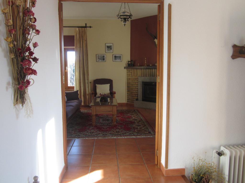 Villa La Ladera Hoyos del Espino Zimmer foto