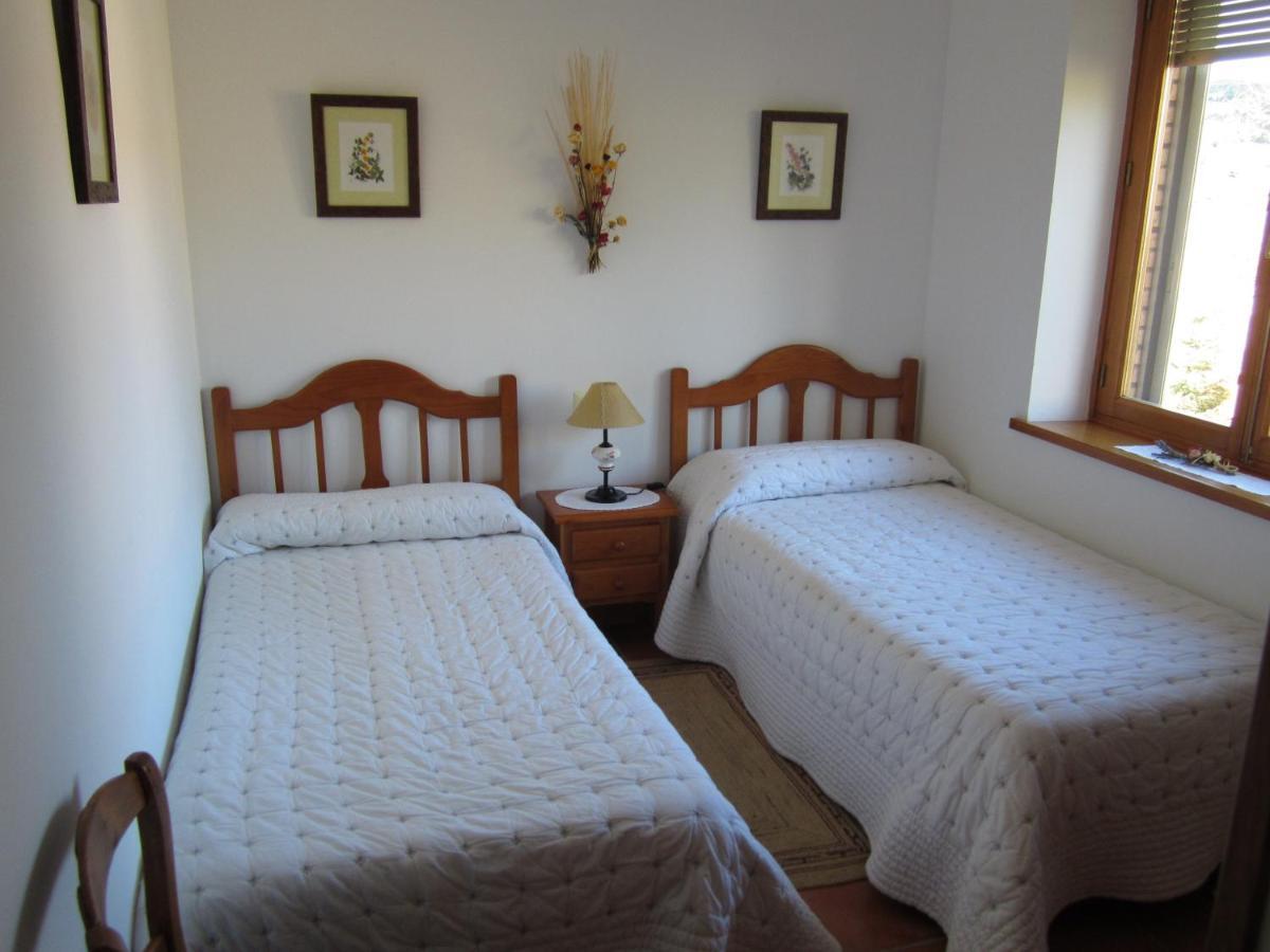Villa La Ladera Hoyos del Espino Zimmer foto
